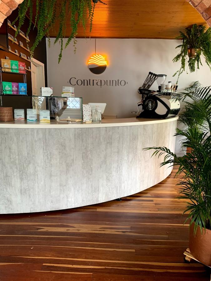 Contrapunto GastroPub Café