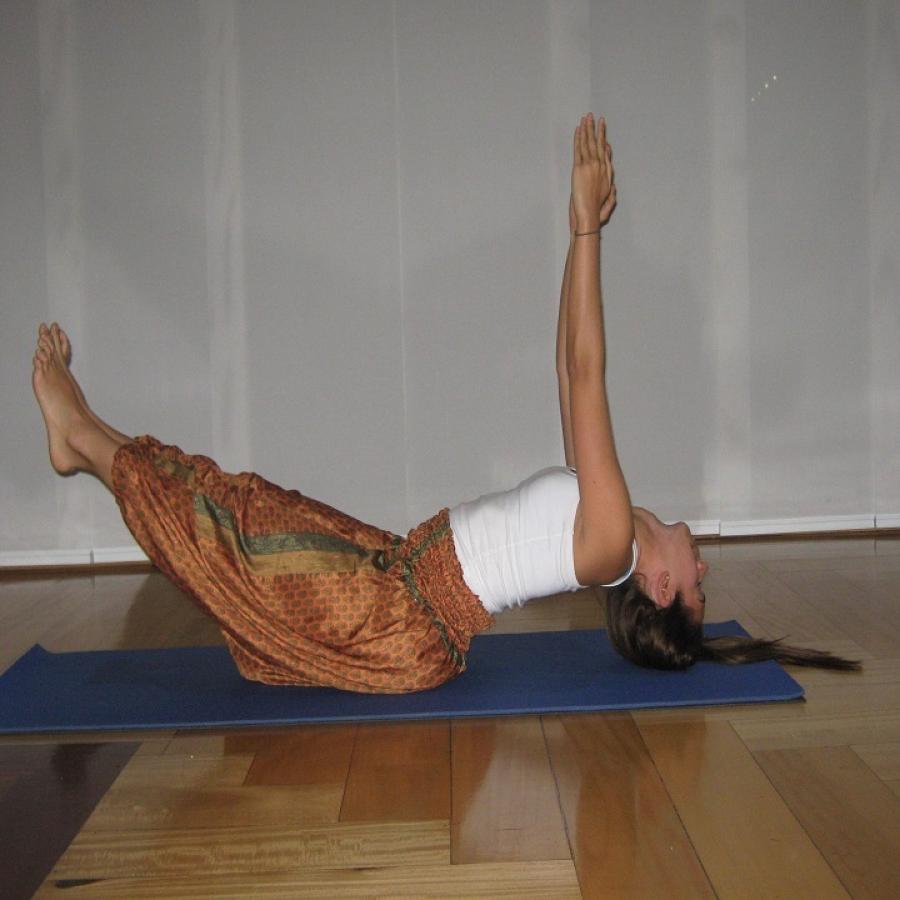 BLANCA GONZALEZ KUSUM SAROVAR YOGA